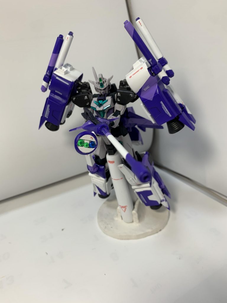 カラーは、青や赤も考えましたが、G3カラーに合うかと思って紫にしました。