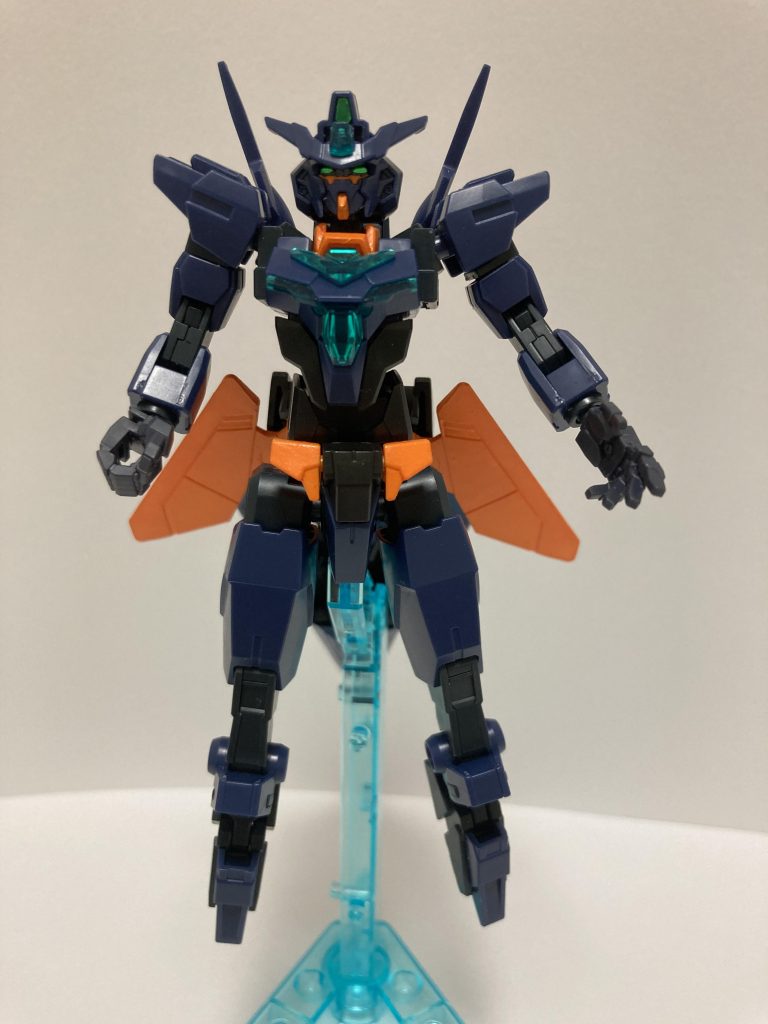 コアガンダムⅱこのコアガンダムⅱは、ティターンズカラーをベースに一部カラーリングを変更されている。コアガンダムⅱをブラシュアップしたもので、プルートアーマー用へ調整されている。