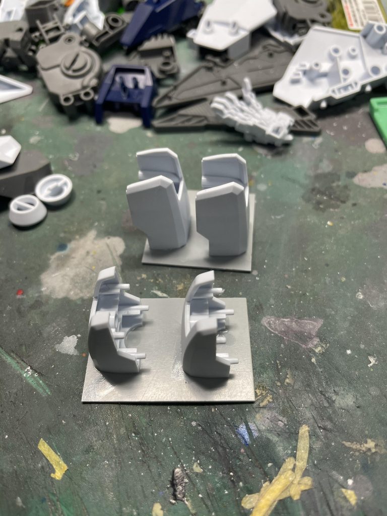 太もものバランスも気になったのでロール軸の長さをいかして延長です