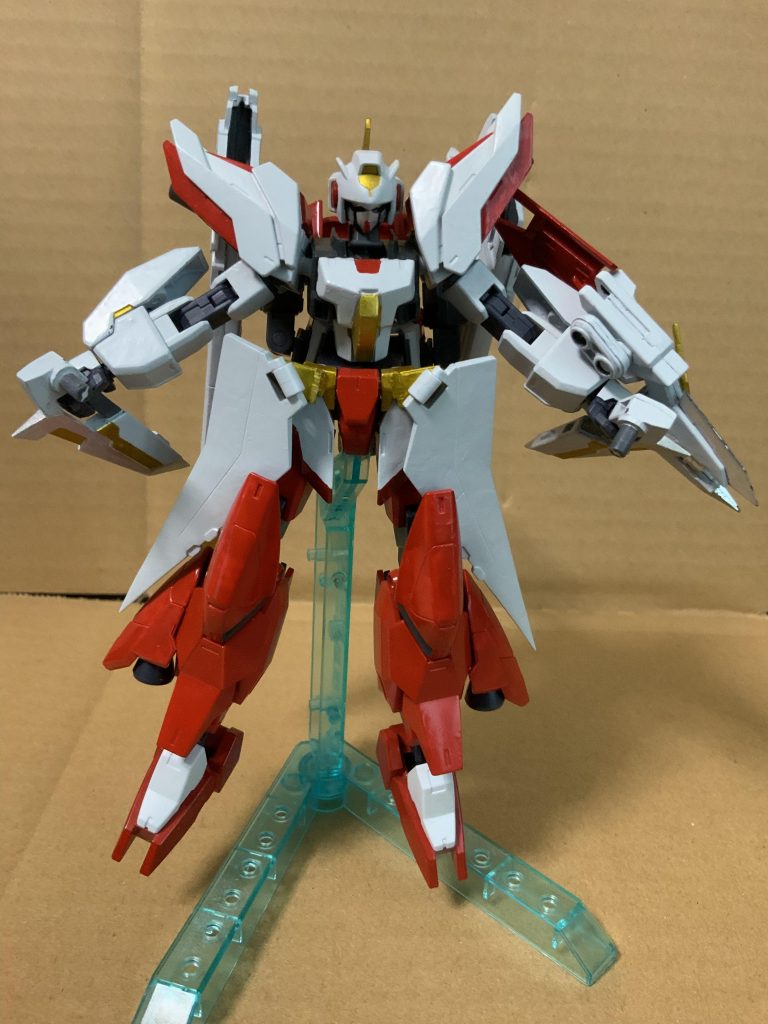 非戦闘形態から少し変えて戦闘形態です。小刀2刀で近接攻撃します。