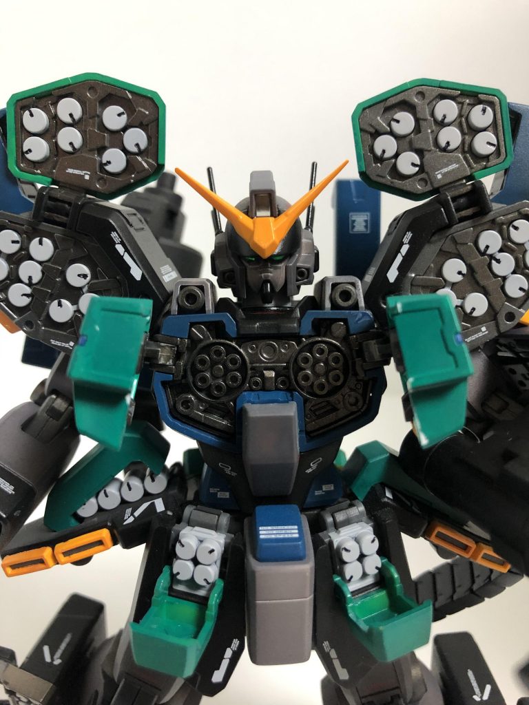 バストアップ砲門解放。デカールの情報量アップがいいですね。