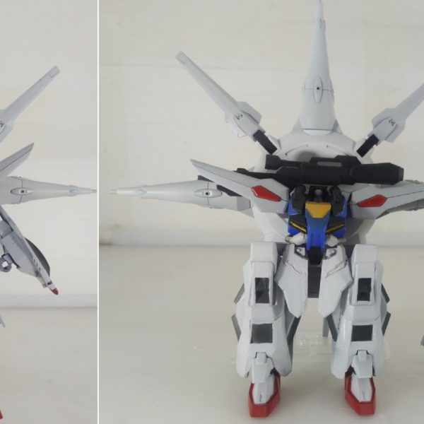 NOVAガンダム with プロミネンスアーマー