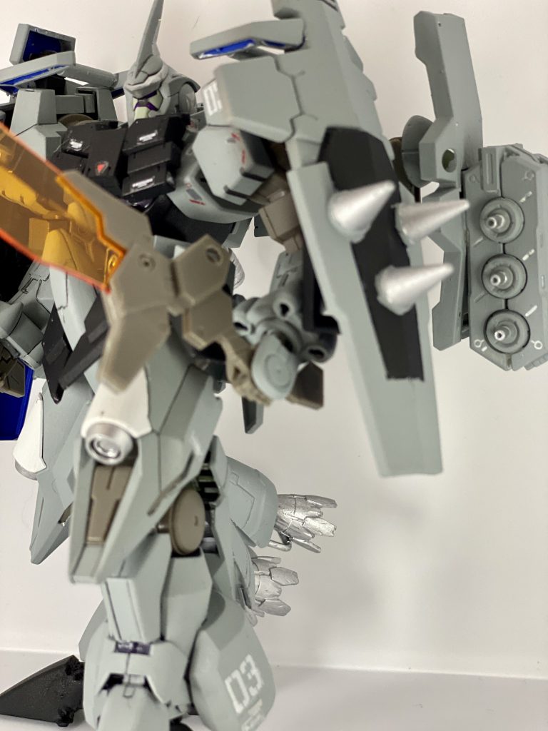 煽り目の一枚全身が見えて写真写りが良くお気に入りの一枚です