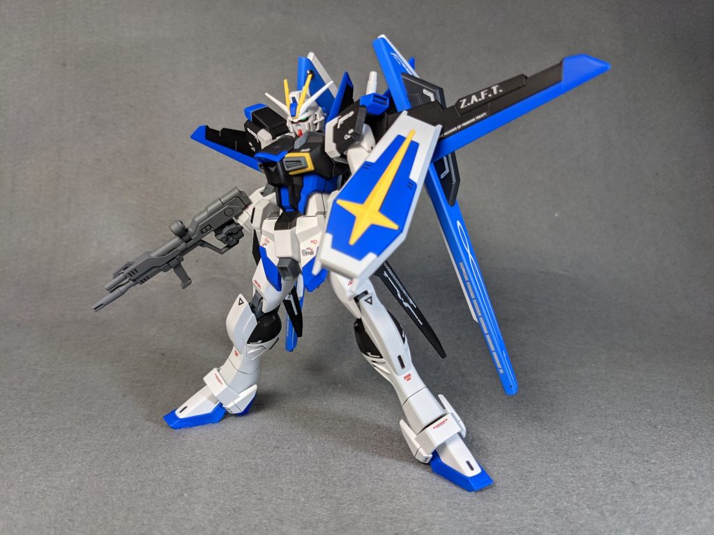 大きく印象変わったように感じますが、実際はこれといって大掛かりな改造はしてませんっていういつもの仕様でしたwちなみに、一番苦労したのはバラエーナⅢのスクラッチ…ではなく、腕の後ハメ加工でしたっていう。インパルスの腕の作りは本当にカツカツな上に嫌な位置に合わせ目が発生する上に、非常に加工しづらいっていう。ここが一番苦労しましたハイ…