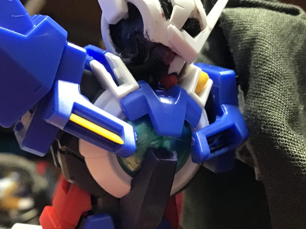 メインカメラの中身とそれを繋いでる配線を頑張りました