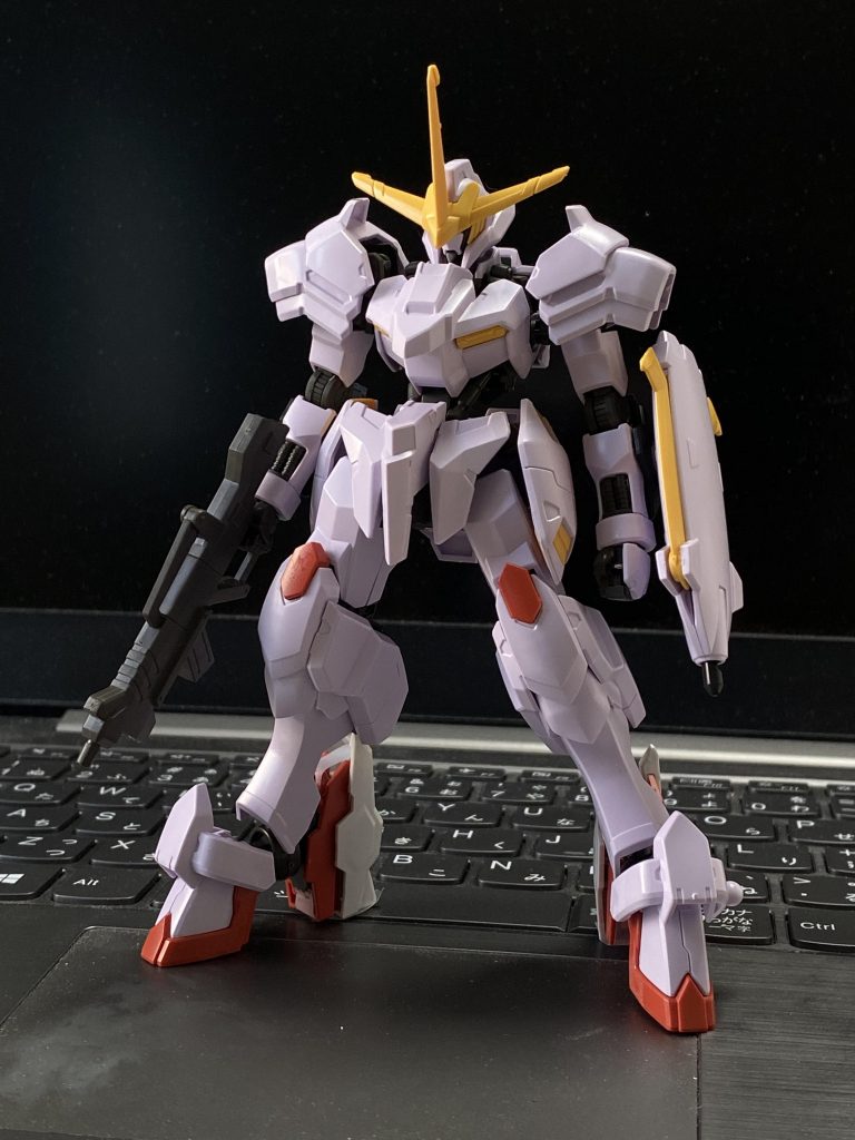 ちょっとだけいじっちゃってますが、工作&塗装前の写真です。