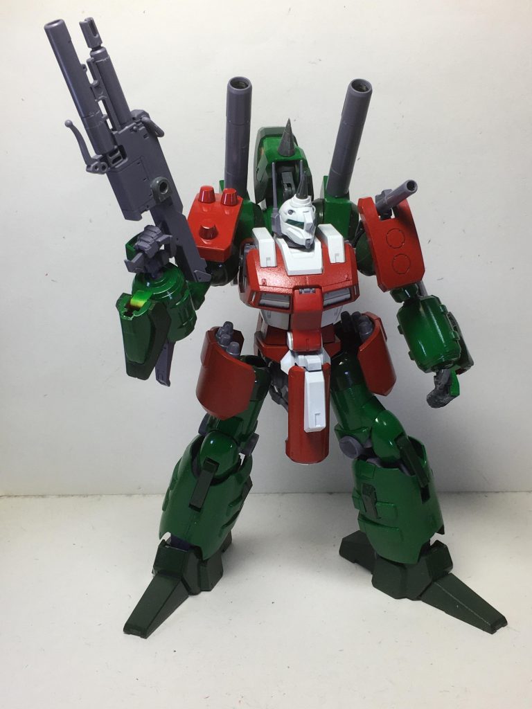 HGからREキットの派生にしたのは、私のあうん設定として、変身能力があるということで、機体にも反映しています。詳しくはpixivの小説をよろしくおねがいします。https://www.pixiv.net/users/6193970