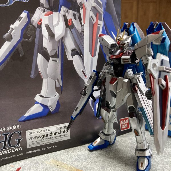 フリーダムガンダム　