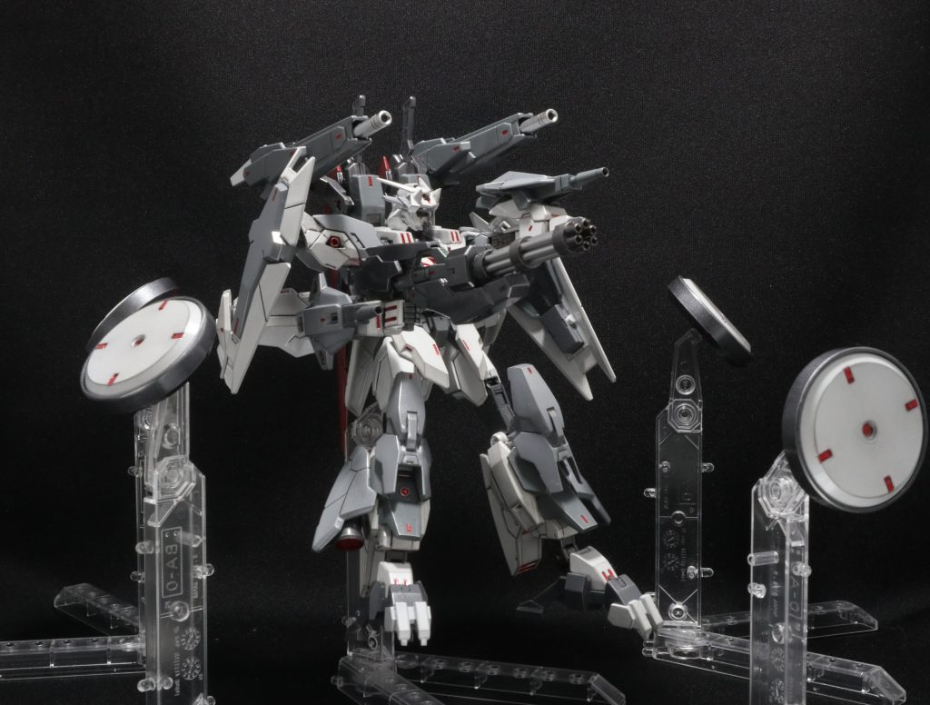 ポージング3フルバースト。サムネ画像を斜めアングルから。