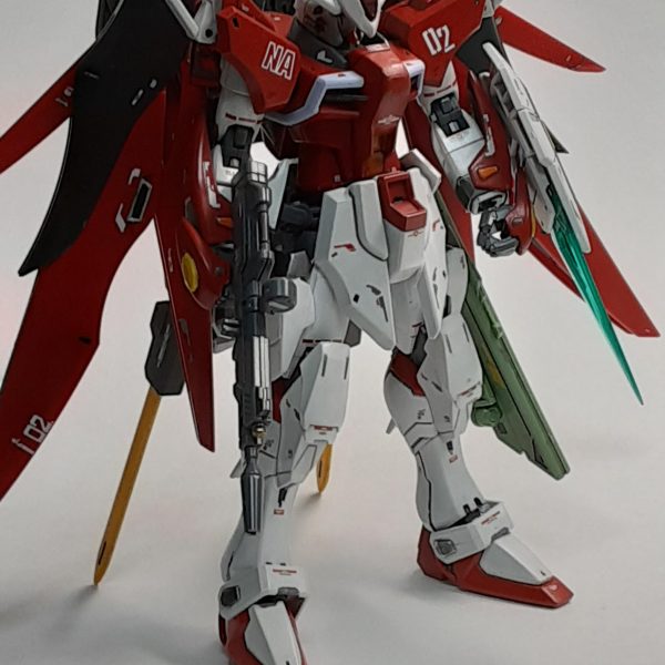 デスティニーガンダムレッドバエル