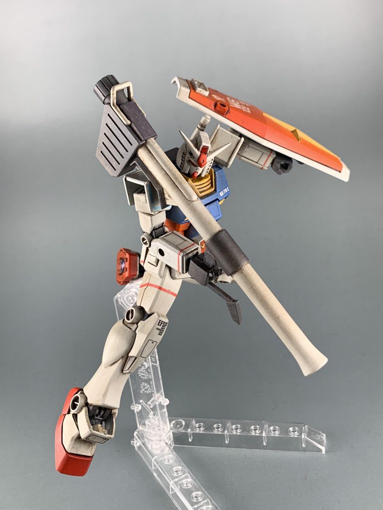 ガンダムバズーカも持たせました。やっぱり似合うなー