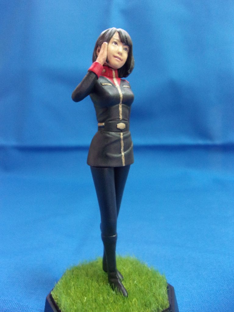 同じ1/20だからイケるだろうと思ったら体のバランスが全然違いました。なんとかバランスを取ろうと下半身をボリュームアップしています。髪、上衣、下衣、ベルト、ブーツでそれぞれ違う