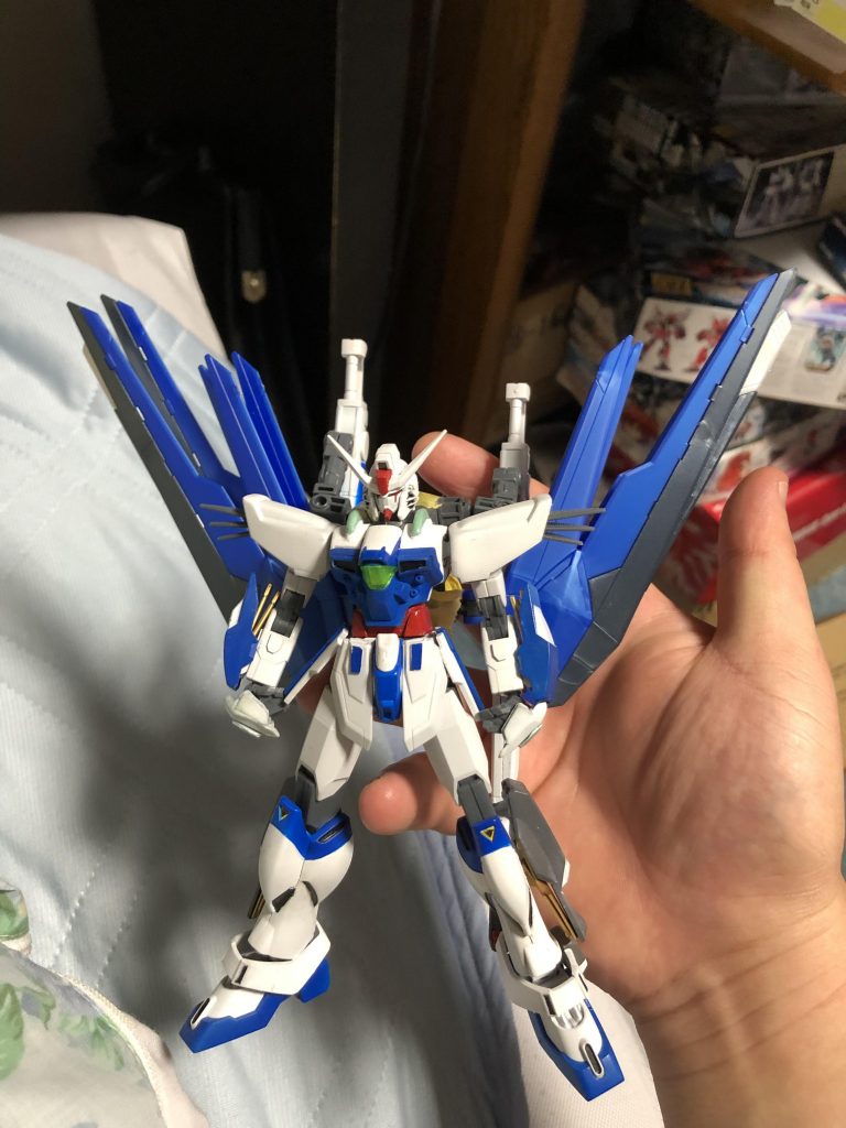 オマケと言っちゃなんですがこれを制作する前になんちゃってヘリオスとかやってました。アレウスの再現度がそこそこだったのもあって適当でもなんかそれっぽくなっちゃいました……w