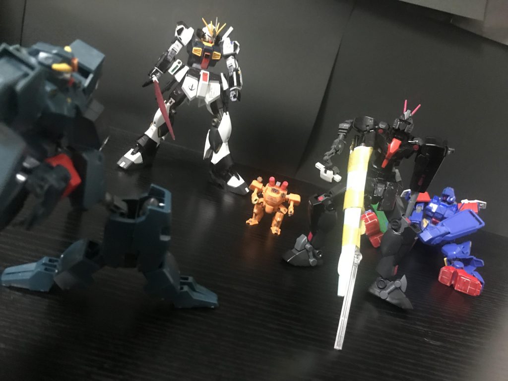 ブラックセラフィム「あ!そうだった!大事な」ブラックセラフィム「じゃあな!」???「ストライカー!」