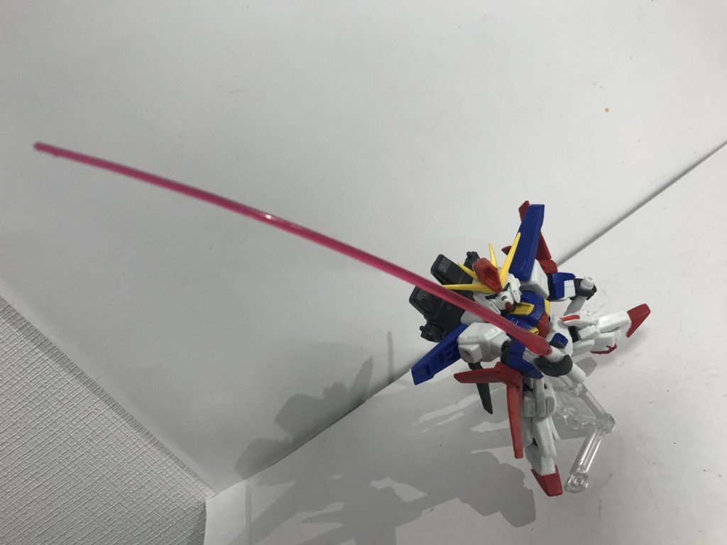 ハイパービームサーベル！MG、HGダブルオーガンダムのジョイント　系列を使用できます。アンサンブルは大体　いつもこのサイズです。写真はMG