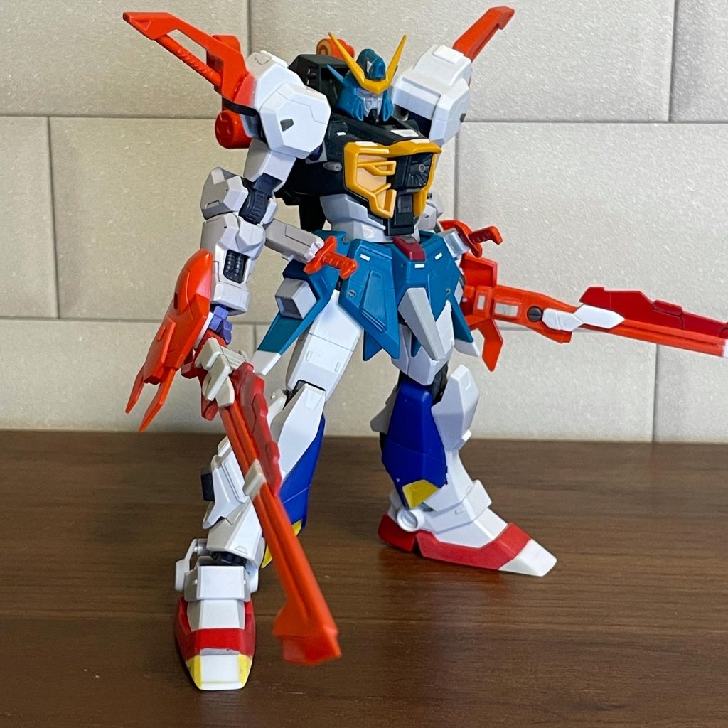 茶番失礼しました。トリスタンやキマリス、陸ガンなどいろんなジャンクパーツをつけていくうちに別物になってしまいました。