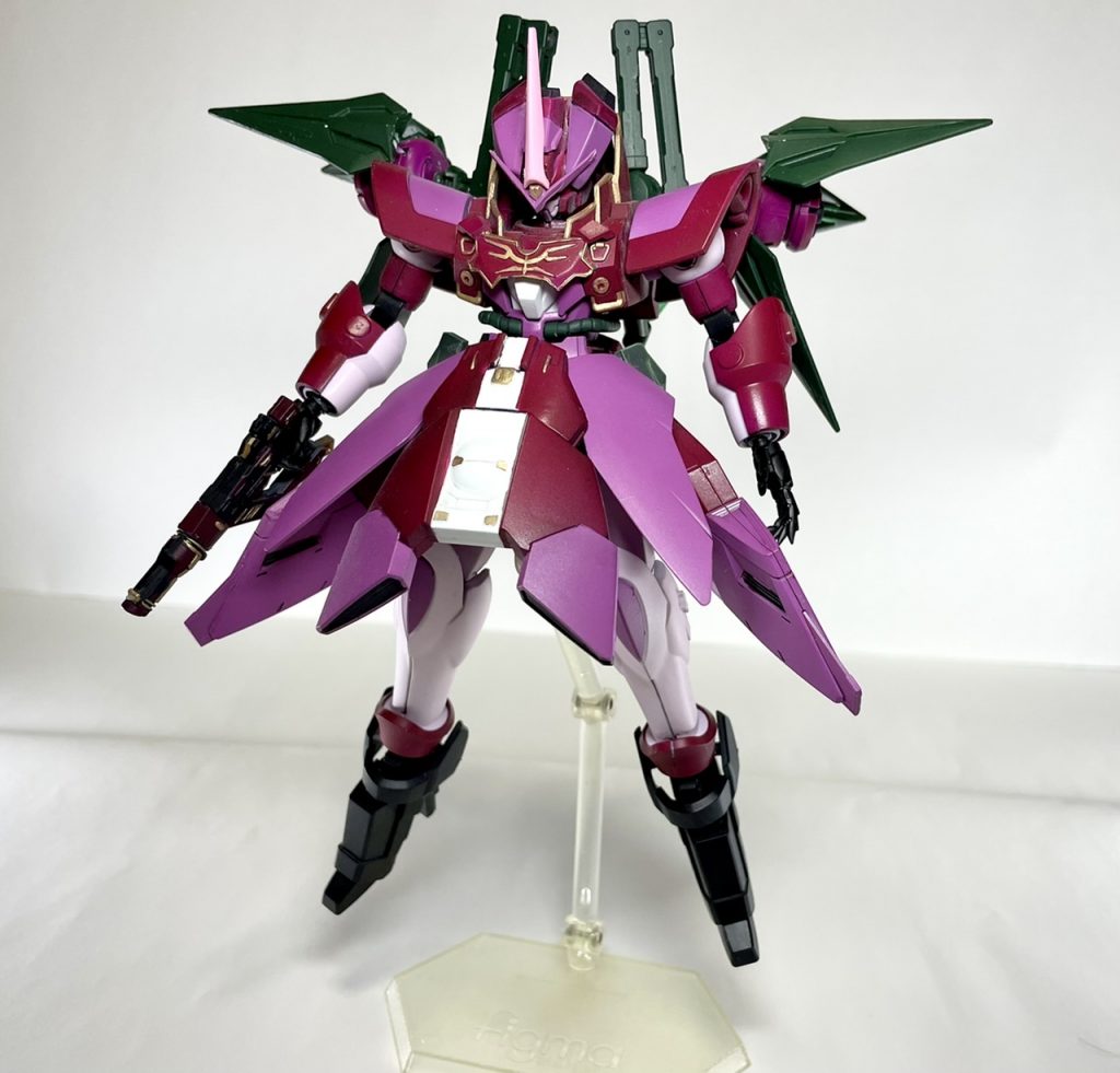 通常形態 正面葉を閉じると羽根みたいになり、いい感じにまとまった気がします。