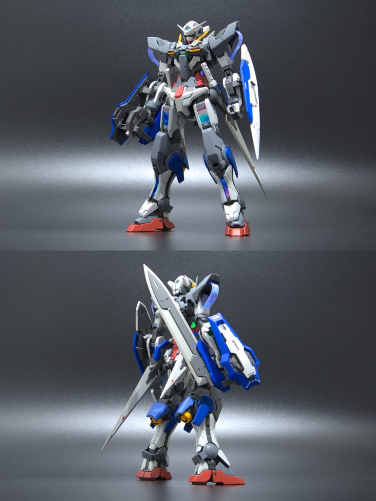 脚部はアヴァランチ仕様。アクセントにレッドチップを少しだけ。