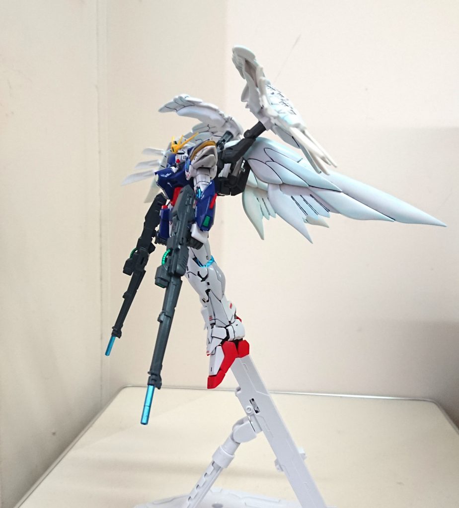 ウィング部には、ラメ塗装も施しキラキラ感出してますが、写真では分かりにくいですね😅以上となります、閲覧ありがとうございます。