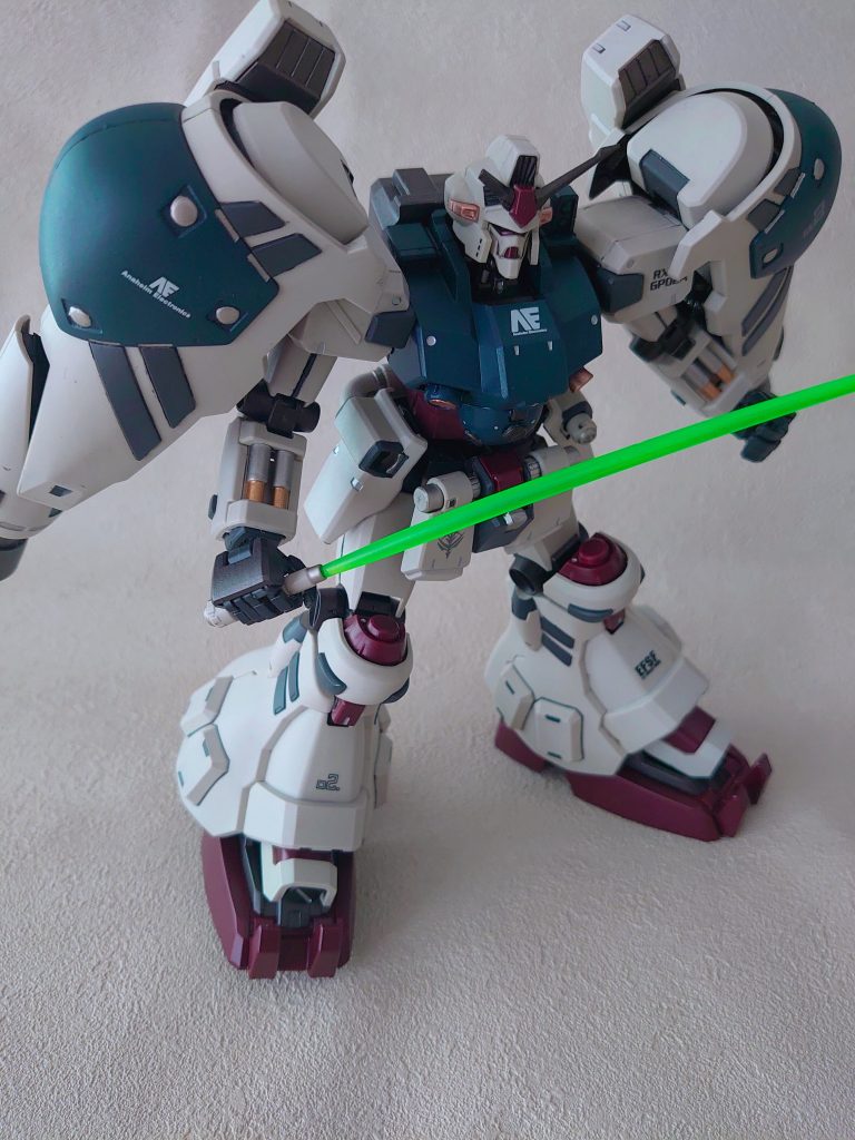 サーベルしか武器がないが強そうだ