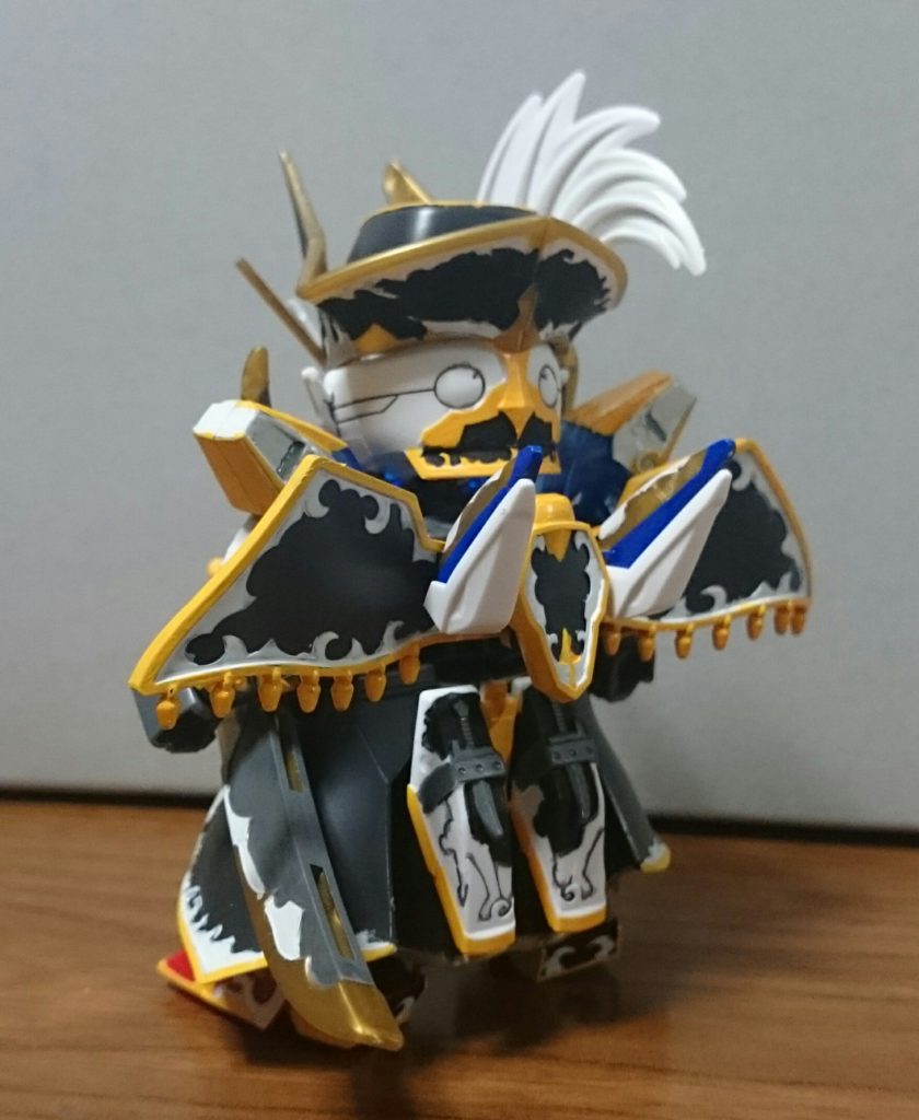 ・背面背中にはV2のミノフスキー・ドライブの意匠が。こちらのパーツは展開出来るっス(エフェクトとかはナシ)