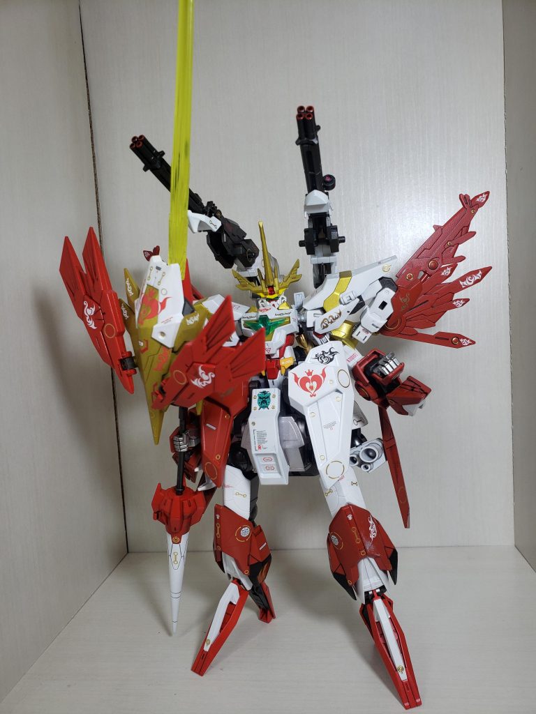 シールド、ランス合体剣、「ギャラクティカビームソード!」ニュージオンガンダムのビームエフェクト使用しました。