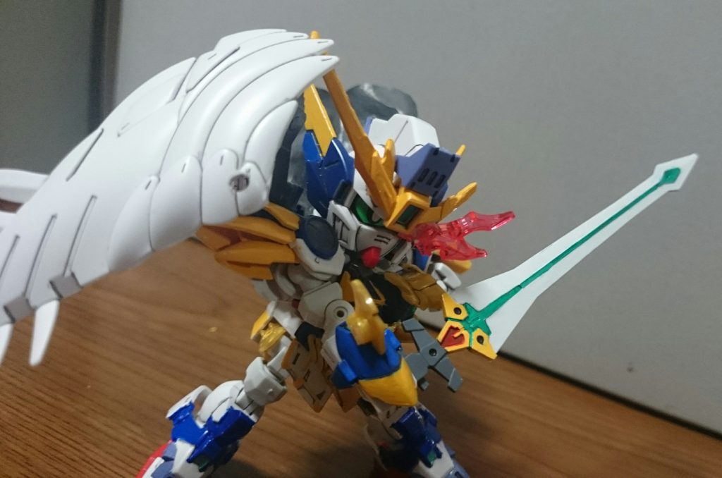 ・風の剣30MMの武器セットのものを丸々流用。元は「放浪の最中にたまたま手に入れた無銘の剣」という感じにしたかったんスけど、塗装後の見た目と、後述の合体ギミックも合間ってとてもそんな風には見えなく…