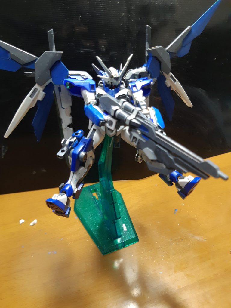 いかがだったでしょうか？ちなみにGNソード刀の見分けとして刃の根元あたりが白が白虎、黒が黒狼という見分けになっていたりします(画像じゃ多分分からない)それでは、閲覧ありがとうございました！