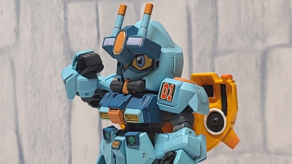 ▲「ガンダイバー1号！」ちなみに肩の01マークは付属の解説紙から番号を切り取って両面テープで貼り付けています。