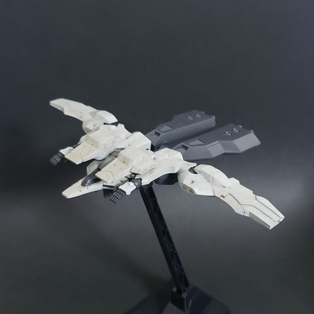 可変させて、ブースターらしきものをつけた状態です。えー、微妙ですね。