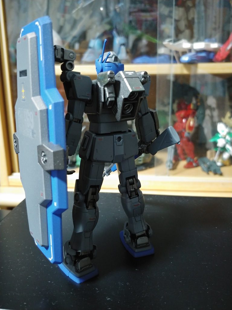 背部は、ジムスナイパーカスタムのバッグパックをジムガードのマキシキャノンに合わせて移植。