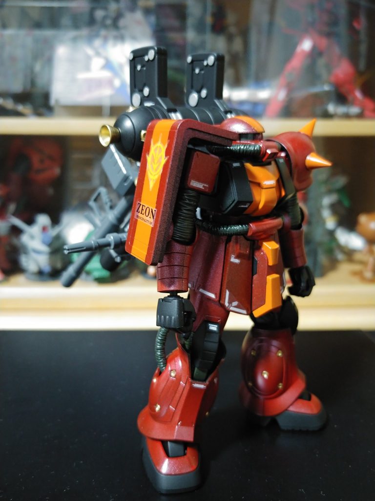 ザクⅡもただ作るとつまらなかったので、ダリル専用機にしてみたりしました。妄想ですが、、