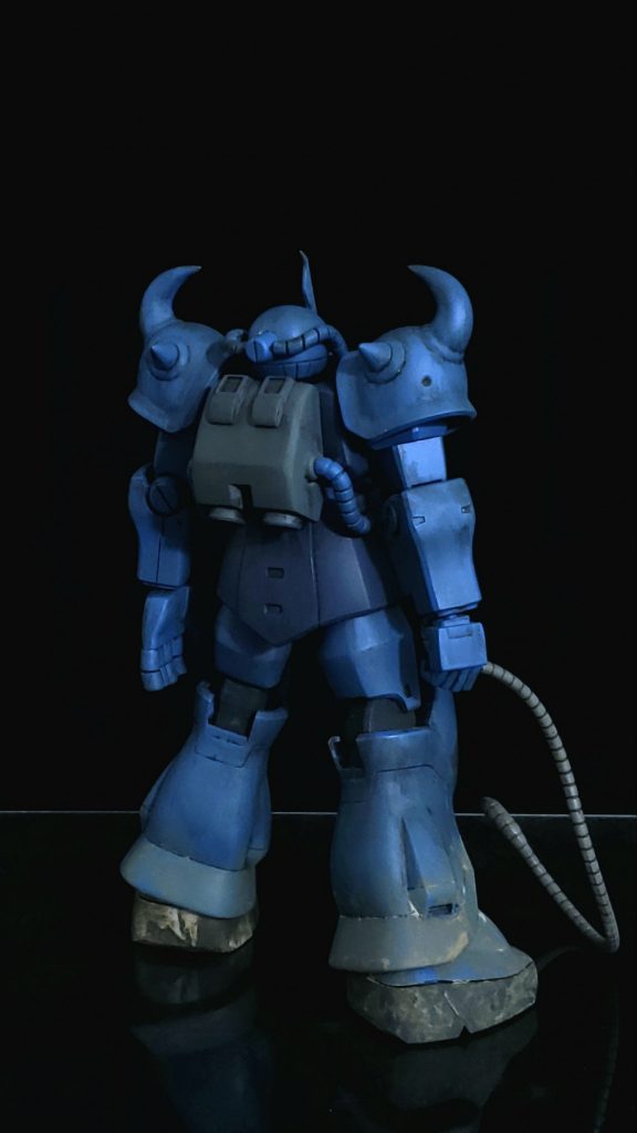 バックショット。バックパックは大型化し、ダクト的なヤツを追加してます。