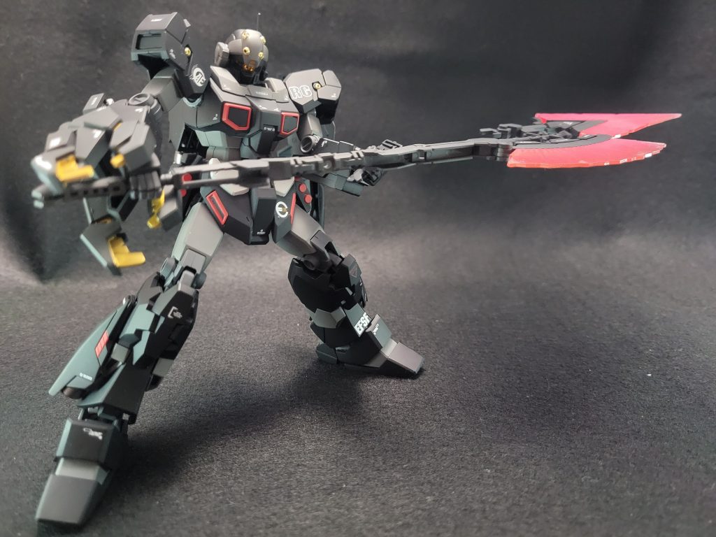 ずいぶん前に雑誌の付録で付いてたハイパービームジャベリン。未使用時はシールド裏にマウントさせてます。