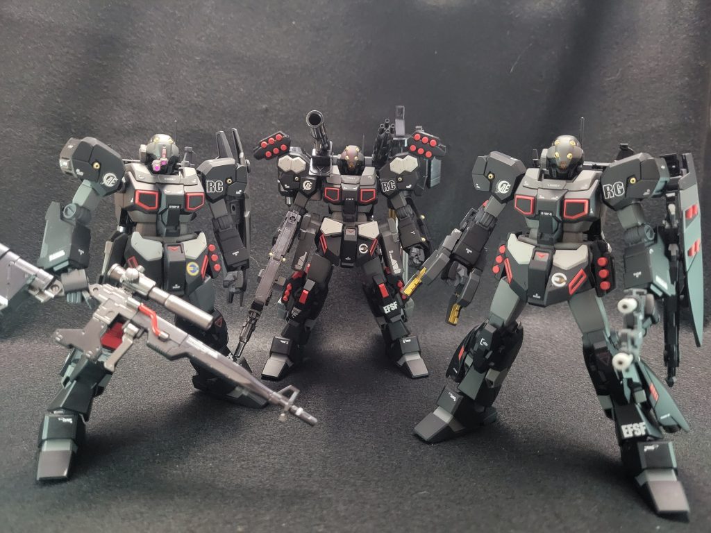 各機、武装はバラバラですが3機並べてみるとそれっぽく見えたので満足です！ご覧いただきありがとうございました！！よければこちらもご覧ください。重火力仕様→https://gumpla.jp/hg/747287狙撃仕様→https://gumpla.jp/hg/752311