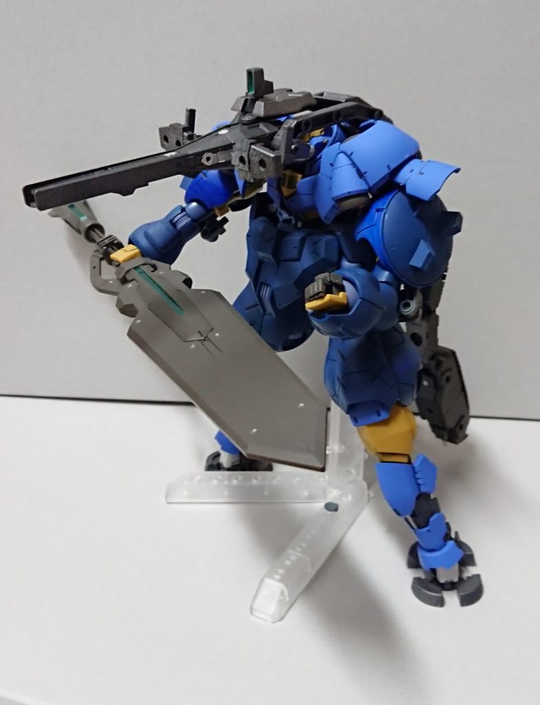 MS形態でもキャノンを展開し砲撃可能!