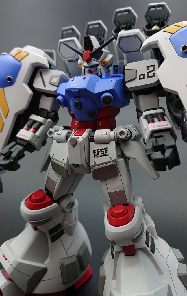 古いキットですが、造形はすばらしかったです。しかし、あわせ目や後はめに苦労しました。