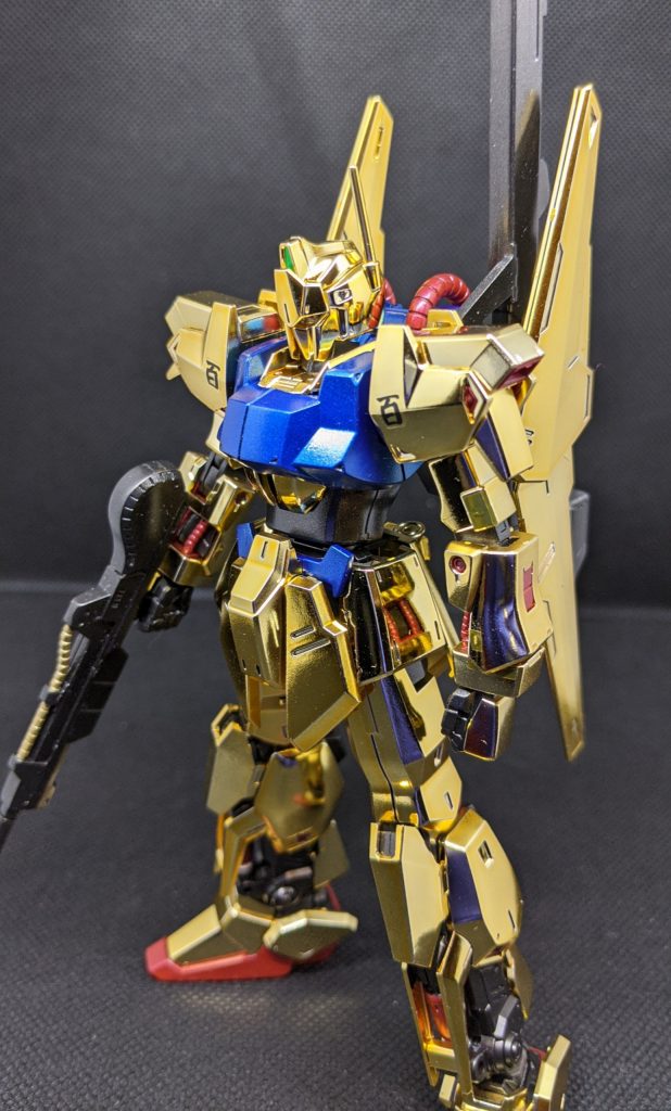 ミラーフィニッシュが目立ちますね😵