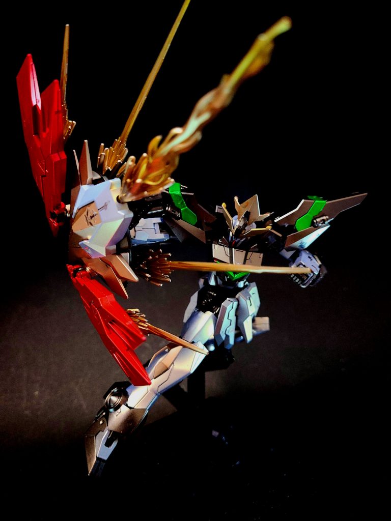 HGBD:R ガンダムイージスナイト–5枚目/制作者:鈴木 克海