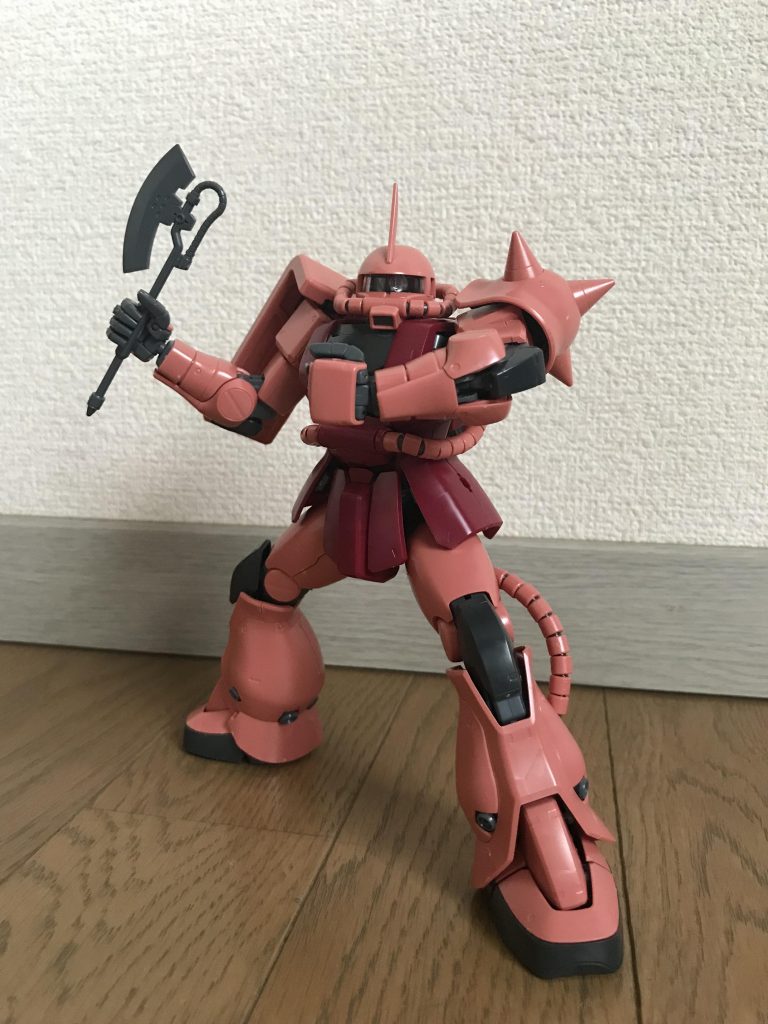 ヒートホークを持たせた状態です