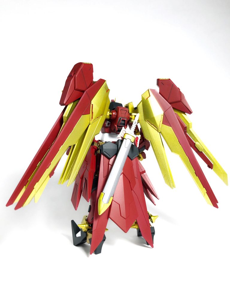 正面・背面本機はカザミが憧れであるキャプテン・ジオンとの共闘後に「改めてヒーローとは?」を見つめ直しそれを形にしたのがザフトナイトである。本人もキャプテン・カザミではなくヒーロースーツを身にまとい新たにキャプテン・ザフトとしてキャプテン・ジオンのようにGBNの平和を守る為の戦いに身を投じる事となる。本機はジャスティスナイトにフリーダムガンダムをミキシングしキャプテン・ジオンの愛機νジオンガンダムをリスペクトしている。カラーリングはヒーローの熱い血潮を彷彿させる赤をベースにザフト軍のエリートの証である赤い軍服をモチーフにしている。