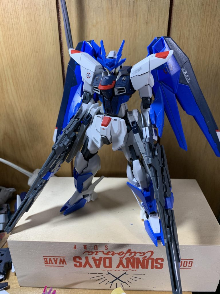 最初はこんな感じで、シンプルなミキシングでした