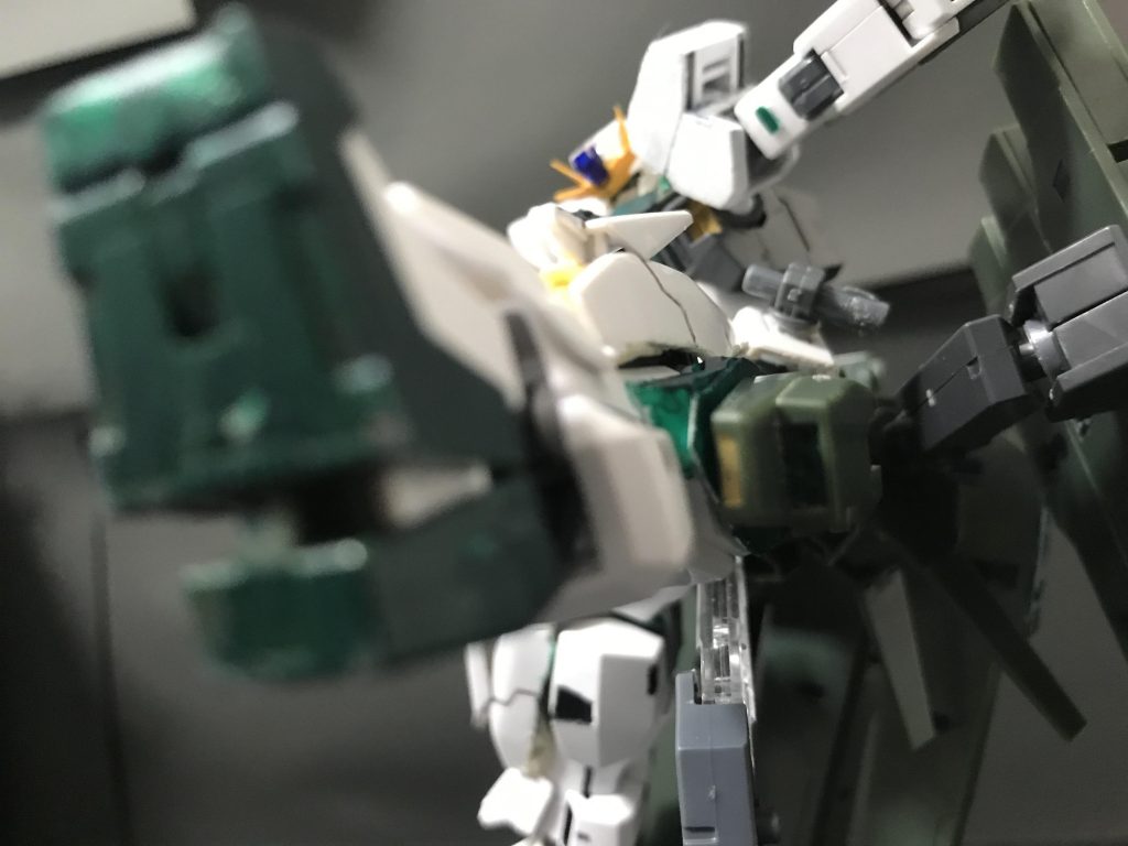 脚部ビームライフル&GNミサイル