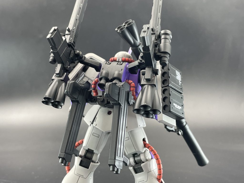 武装あり後ろ武装モリモリで情報量が多くて満足です。