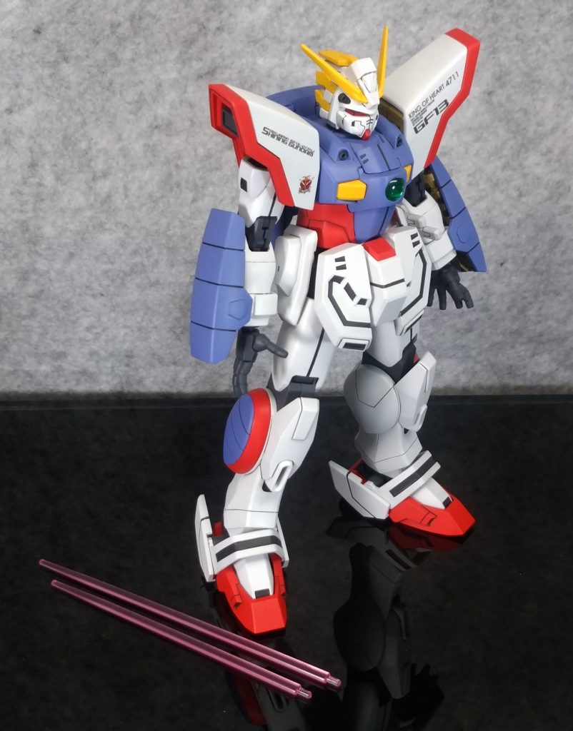 MG シャイニングガンダム–3枚目/制作者：しろもももぐ