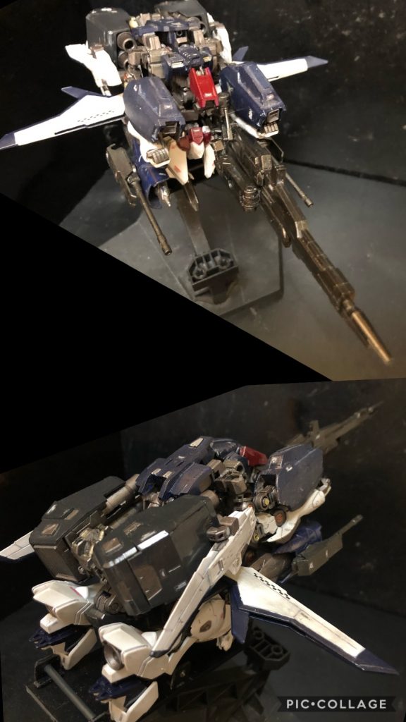 リュウ「マジかよ、ホントに可変しやがった!」亜里沙「男の子って、こうゆうの、好きなんでしょ?」リュウ「まあな、大好きだ!機嫌いいから子供扱いしたのは多めに見てやるぜ!」亜里沙「ふふっ」・ガンダム セーレス・ペリオルγ形態いわゆるクルーザー形態で各部可変し後方に推進機構を集中させた飛行形態。長距離飛行に適した反面、大型であるがゆえに戦闘は不向き。亜里沙「敵斥候型モビルアーマー確認。エンジェル級、あれは空中型プルーマーね。」リュウ「なんだよゴキブリ野郎が空を飛んでやがるのか!?気持ちわり言ったらありゃしねえ!」亜里沙「同感だわ。敵機は10機ってとこね。γ形態のままじゃ、小回りも利かないし不利ね。リュウ、分離して各個撃破するわ。」リュウ「は?何!?分離!?」亜里沙「ガンダム セーレス・ペリオルは上半身αパーツと下半身βパーツがそれぞれ戦闘機になるのよ。貴方のがセーレス・ペリオルα、私のがセーレス・ペリオルβ。その為の複座式、コクピットが別になっている理由でもあるわ。」リュウ「おお!そりゃあ、ご機嫌じゃねえか!」亜里沙「α機は運動性能は高いけど、武装はバルカンだけよ。β機は爆撃機を想定していて200mm機関砲2基と電磁加速式スマートガンを搭載しているわ。貴方は敵を拡散して頂戴。私が仕留めるわ。」リュウ「んだよ、アンタのいいとこ取りかよ。まあいい、好きにやらせて貰うぜ!」