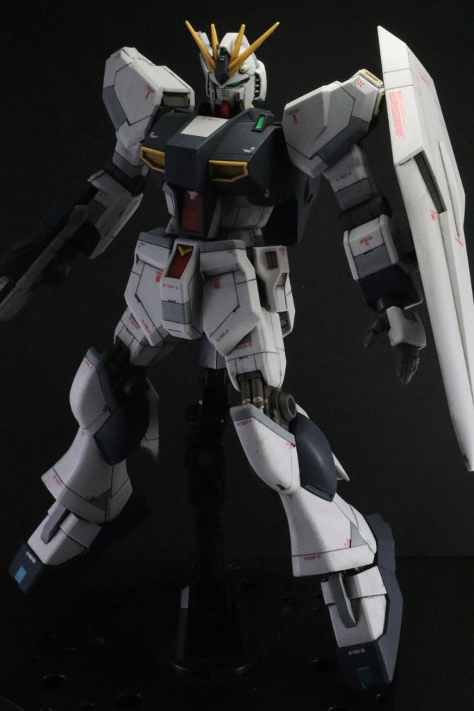 νガンダム–2枚目/制作者：でるたぃ