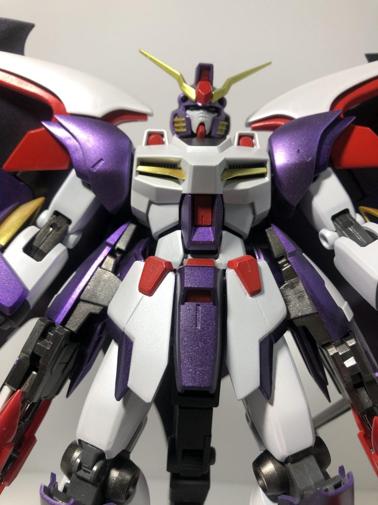 こちらはデカールを貼る前です。