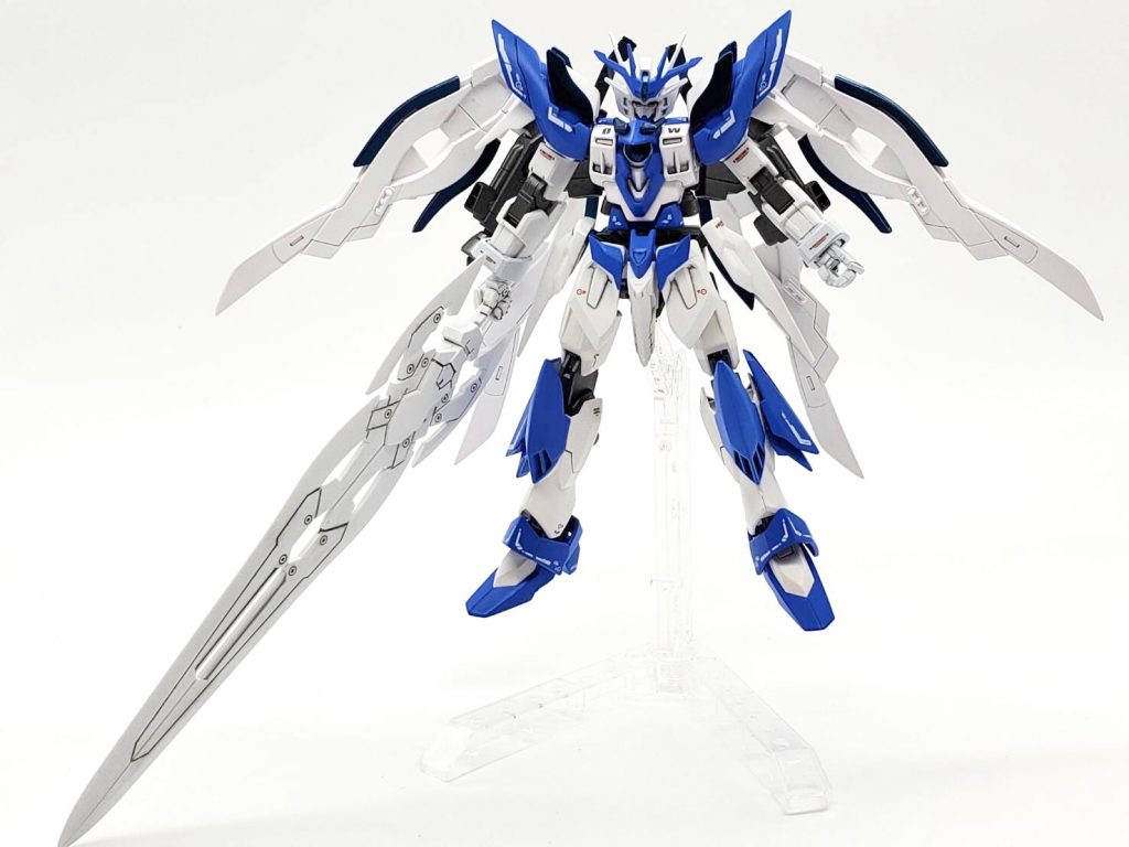 今回、ウイングガンダムゼロ炎 × ボルメテウスホワイトドラゴンを目指して作りました。無事完成できてよかったです♪また、さまざまなミキシングに挑戦したいと思います!