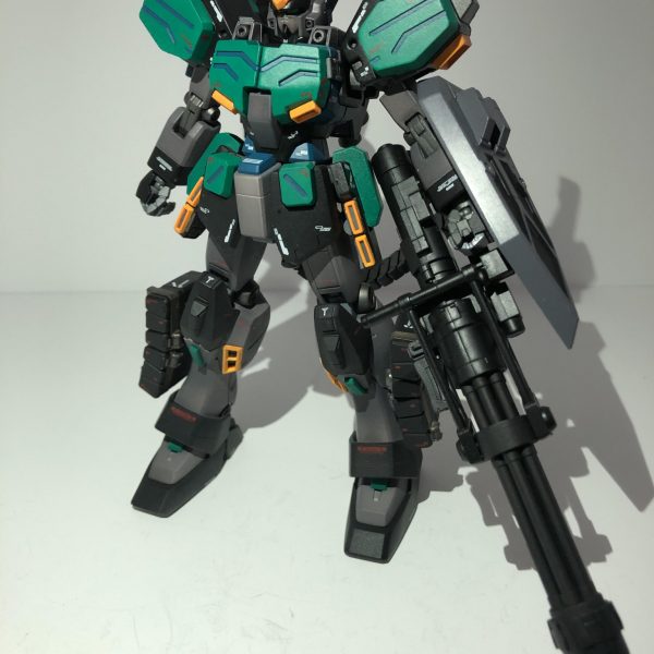 ガンダムヘビーアームズ　リペイント